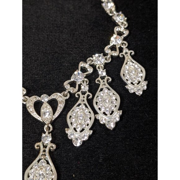 Elegant Silver Rhinestone Heart & Teardrop Dangle Necklace Art Deco 18" - Picture 5 of 10